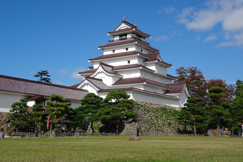 Tsurugajo castle